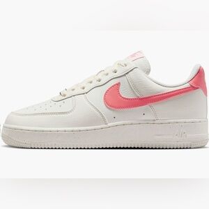 Nike Air Force 1'07 SE Sneaker Shoes White Sail Hot Lava New NIB Women’s